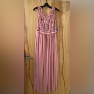 NWT - David's Bridal Long Bridesmaid Dress w/Lace Bodice (Size 12)